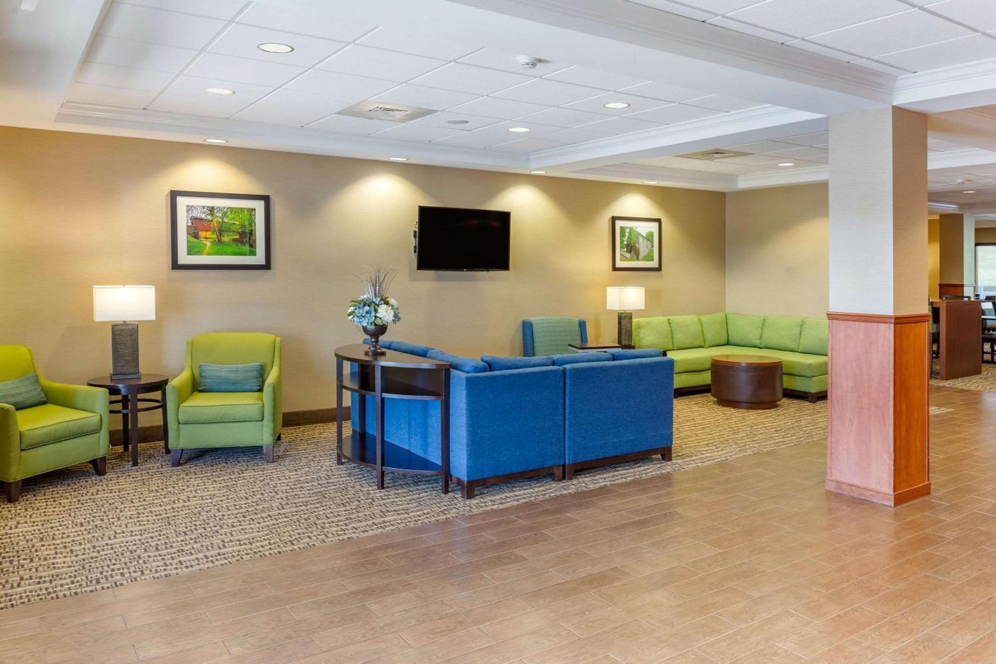 Comfort Suites Lancaster Amish Country Smoketown  Buitenkant foto